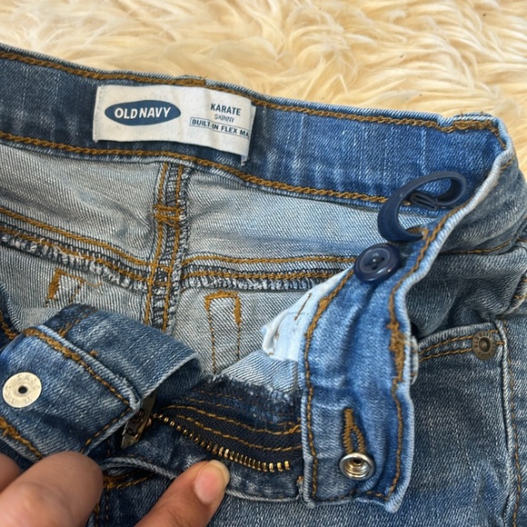 H&M Gray Hoodie Sweatshirt Gold Lettering & Old Navy Medium Blue Skinny Jeans - Picture 11 of 13